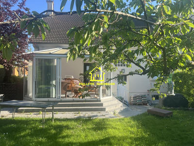 Maison - 167 m² - 7 pièces