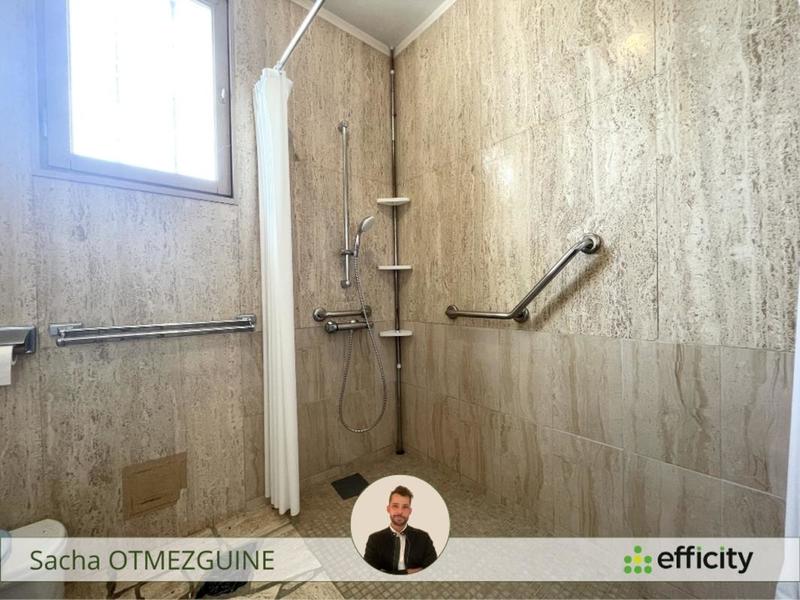 Maison - 137 m² - 7 pièces