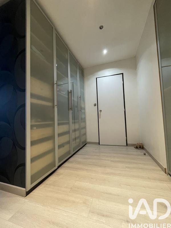 Maison - 182 m² - 7 pièces