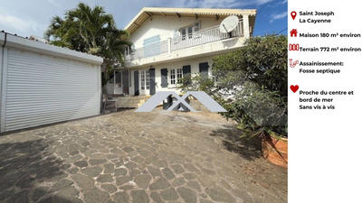 Maison - 180 m² - 5 pièces