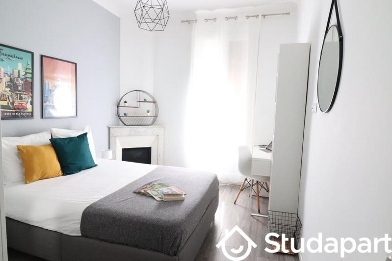 Chambre - 12 m² - 1 pièce