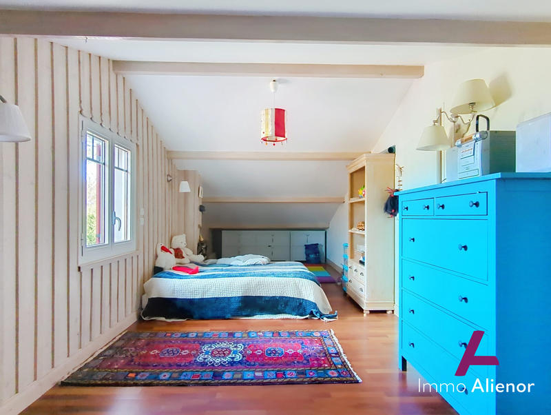 Maison - 169 m² - 6 pièces