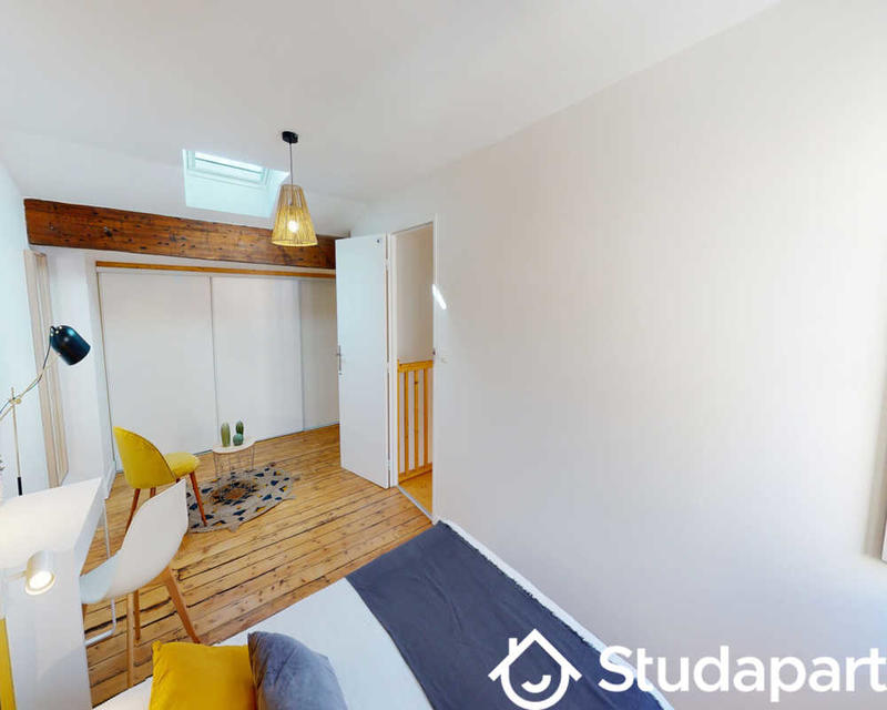 Chambre - 110 m² - 1 pièce