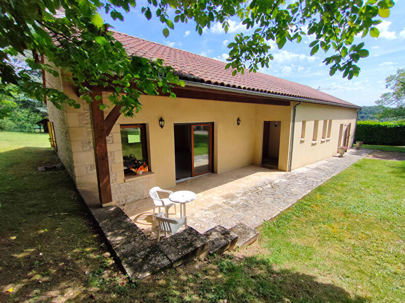 Maison - 115 m² - 4 pièces