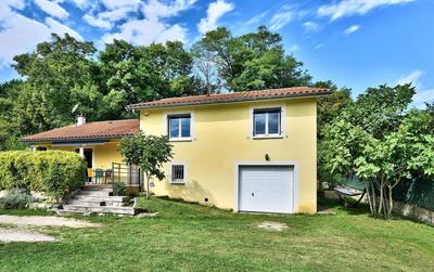 Maison - 145 m² - 6 pièces