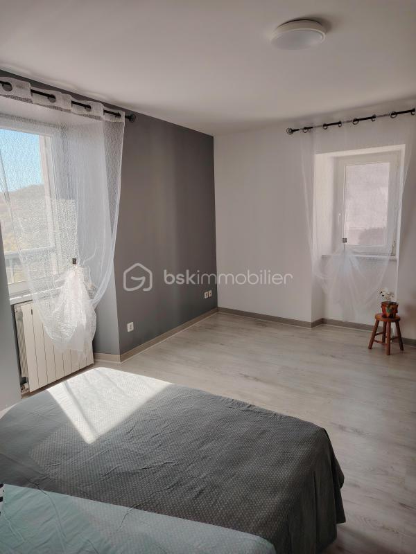 Maison - 77 m² - 3 pièces