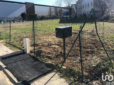 Local commercial - 705 m²