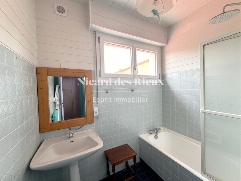 Maison - 201 m² - 7 pièces