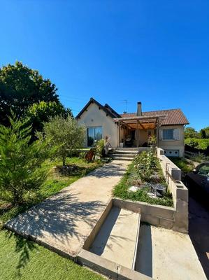 Maison - 150 m² - 7 pièces