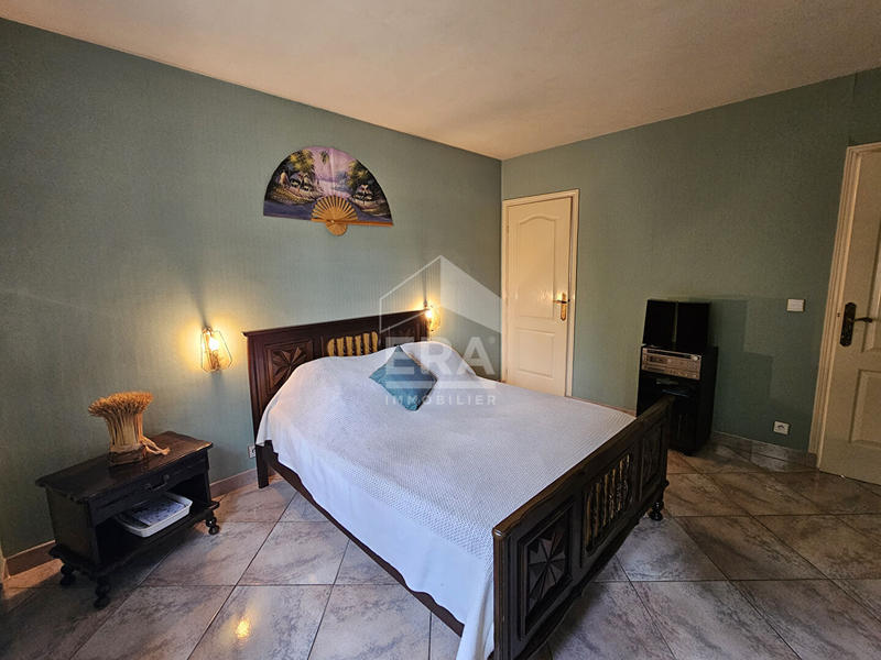 Maison - 196 m² - 5 pièces