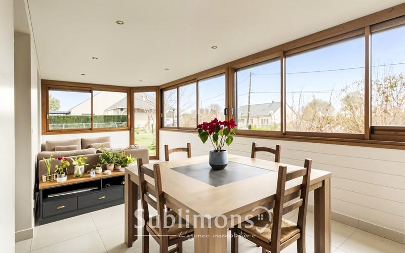 Maison - 144 m² - 8 pièces