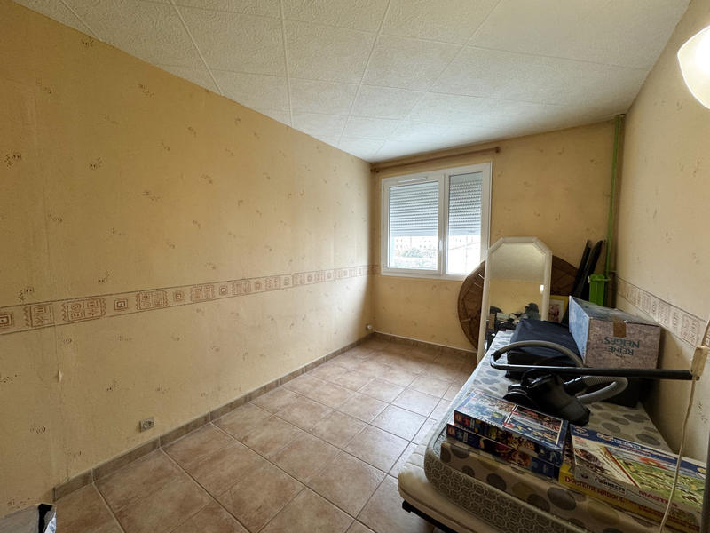 Appartement - 80 m² - 5 pièces