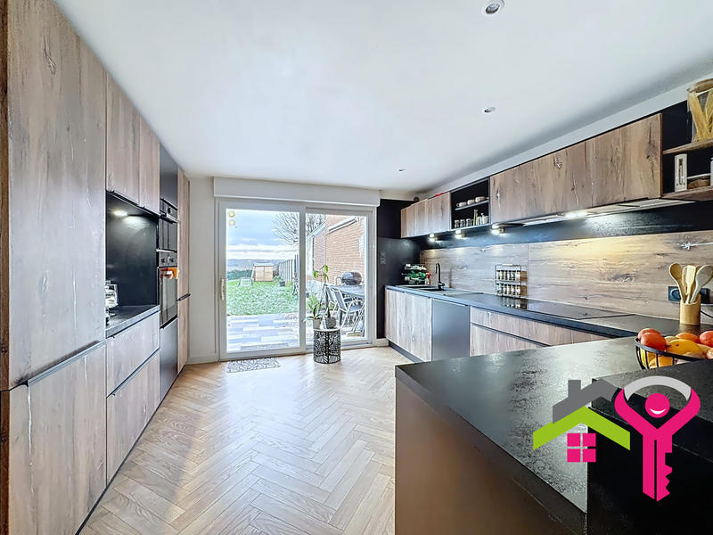 Maison - 141 m² - 5 pièces