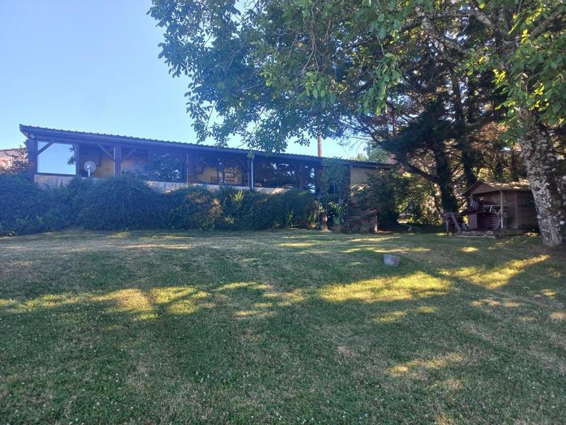 Corps de ferme - 475 m² - 8 pièces