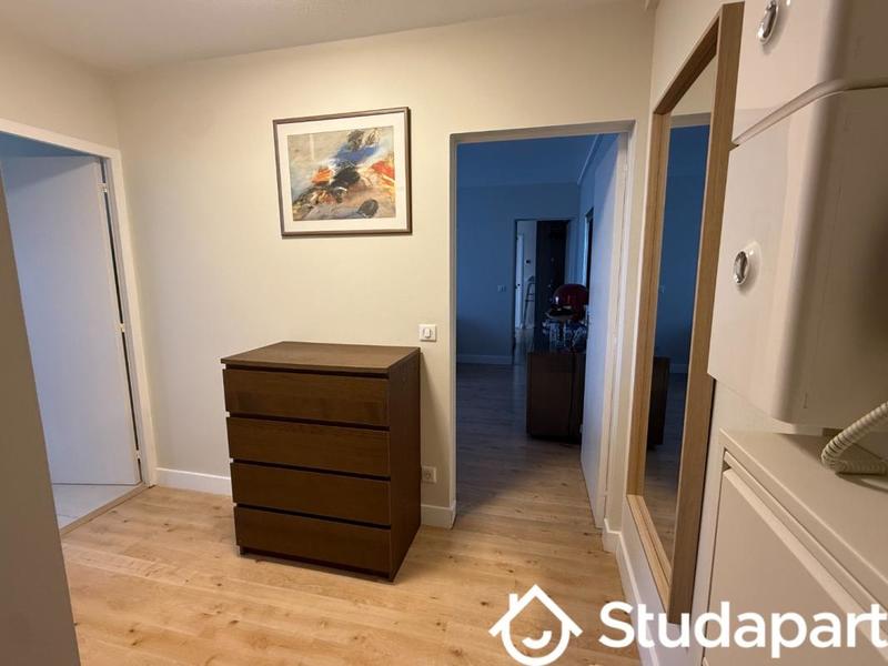 Appartement - 70 m² - 3 pièces