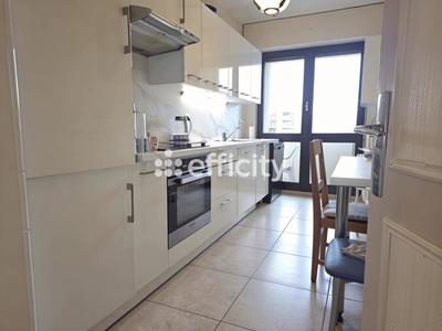 Appartement - 84 m² - 3 pièces