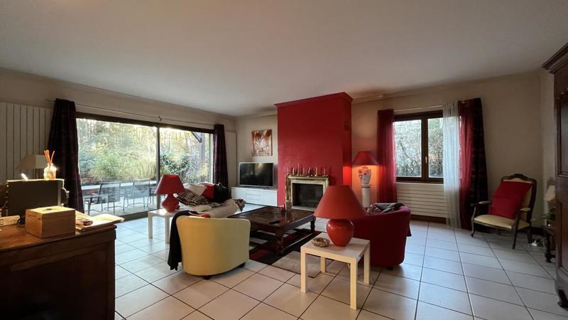 Maison traditionnelle - 198 m² - 5 pièces