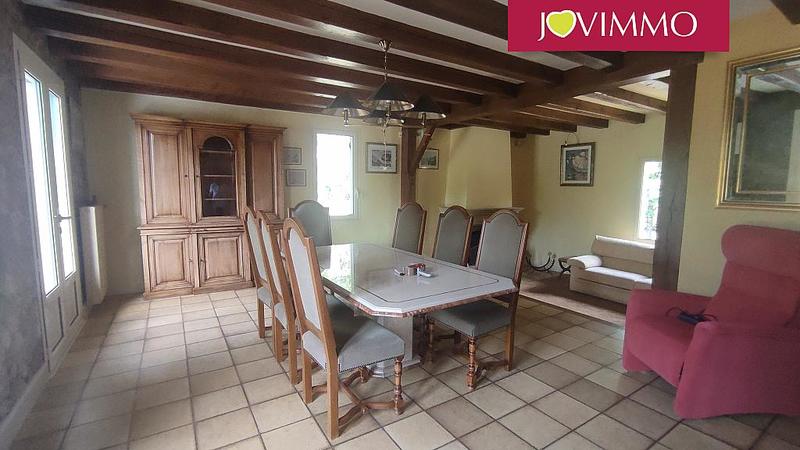 Maison - 180 m² - 7 pièces