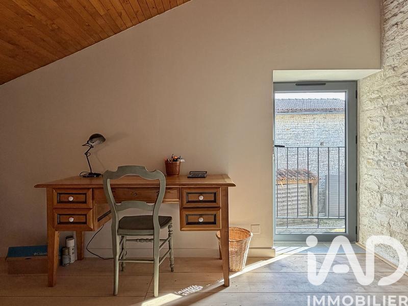 Maison - 212 m² - 8 pièces