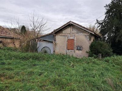 Maison de village - 420 m² - 11 pièces