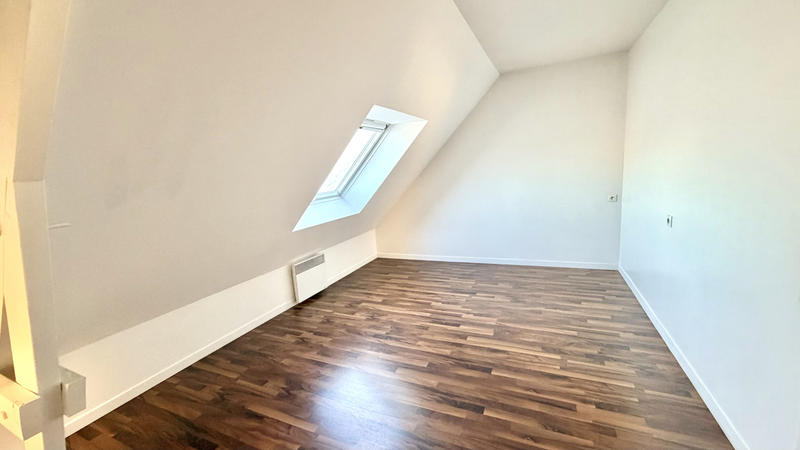 Maison - 98 m² - 5 pièces