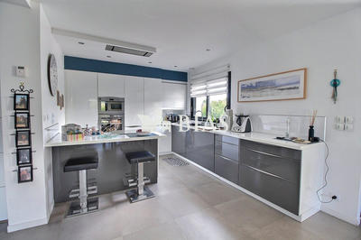 Maison contemporaine - 156 m² - 7 pièces