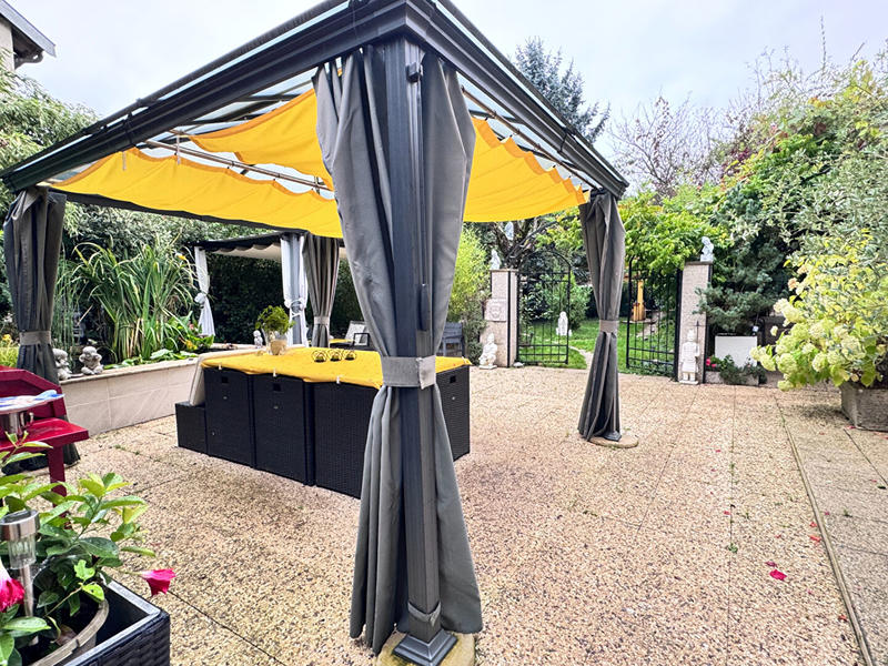 Maison - 166 m² - 7 pièces