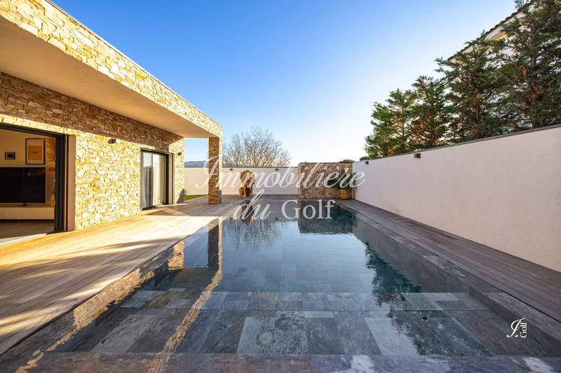 Villa - 158 m² - 5 pièces