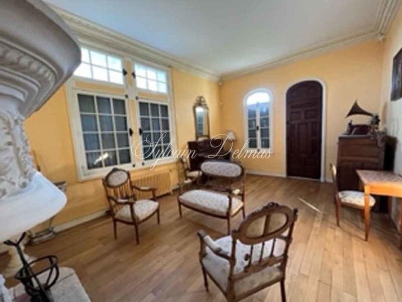 Château - 1 000 m² - 16 pièces