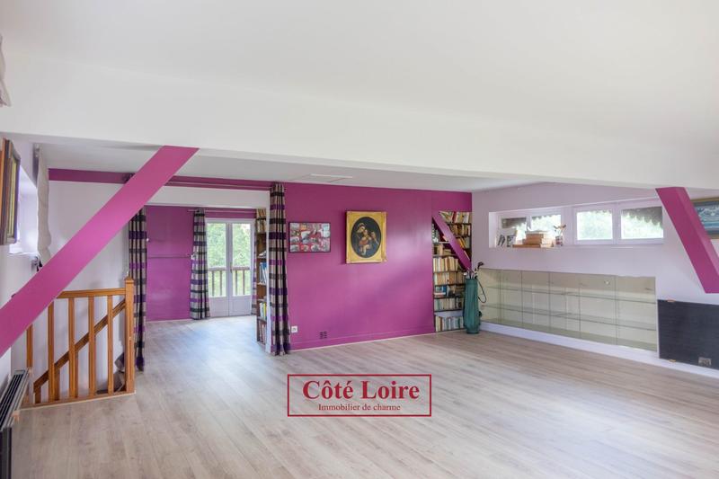 Maison ancienne - 261 m² - 8 pièces