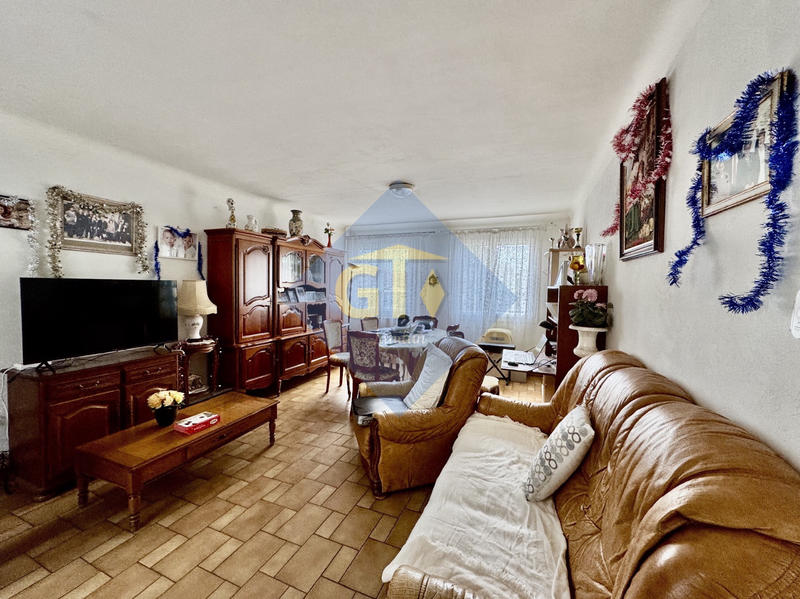 Propriété - 145 m² - 7 pièces