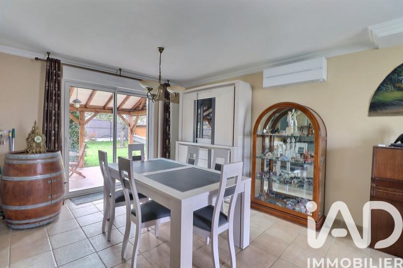 Maison - 140 m² - 8 pièces