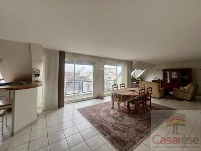 Appartement - 146 m² - 5 pièces