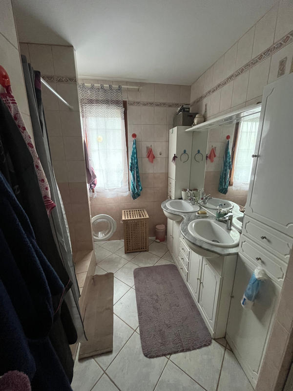 Maison - 95 m² - 4 pièces