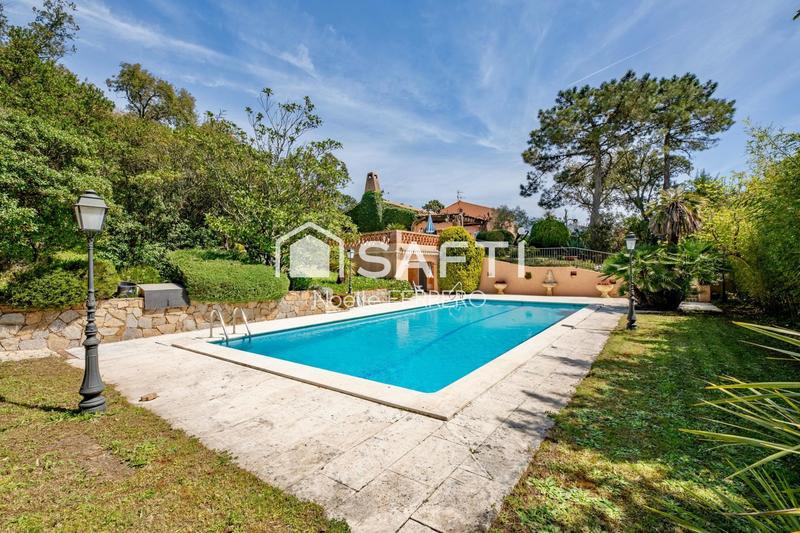 Maison - 170 m² - 6 pièces