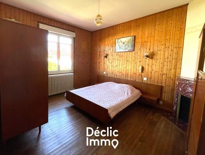 Maison - 143 m² - 7 pièces