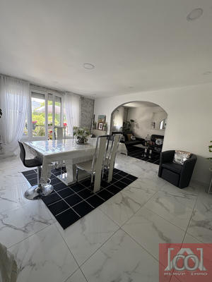 Appartement - 98 m² - 4 pièces