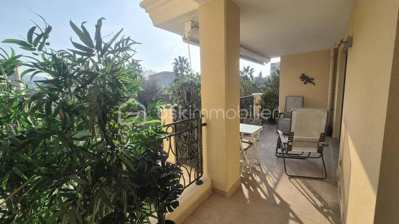 Appartement - 77 m² - 3 pièces