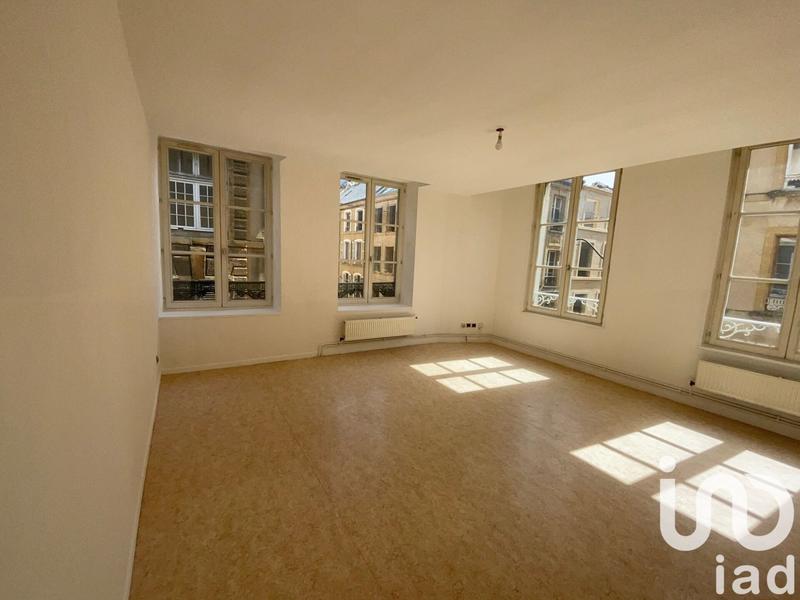 Appartement - 82 m² - 3 pièces