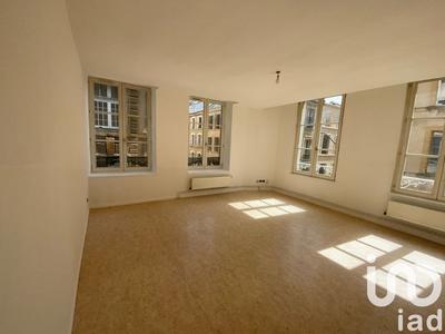 Appartement - 82 m² - 3 pièces