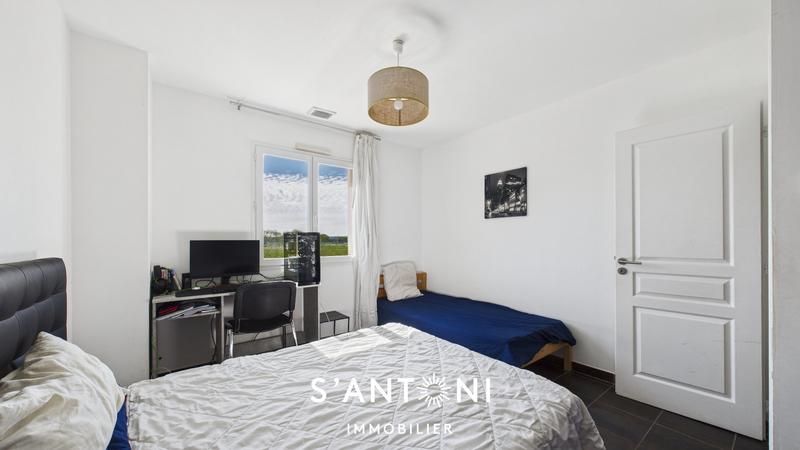 Maison - 111 m² - 5 pièces