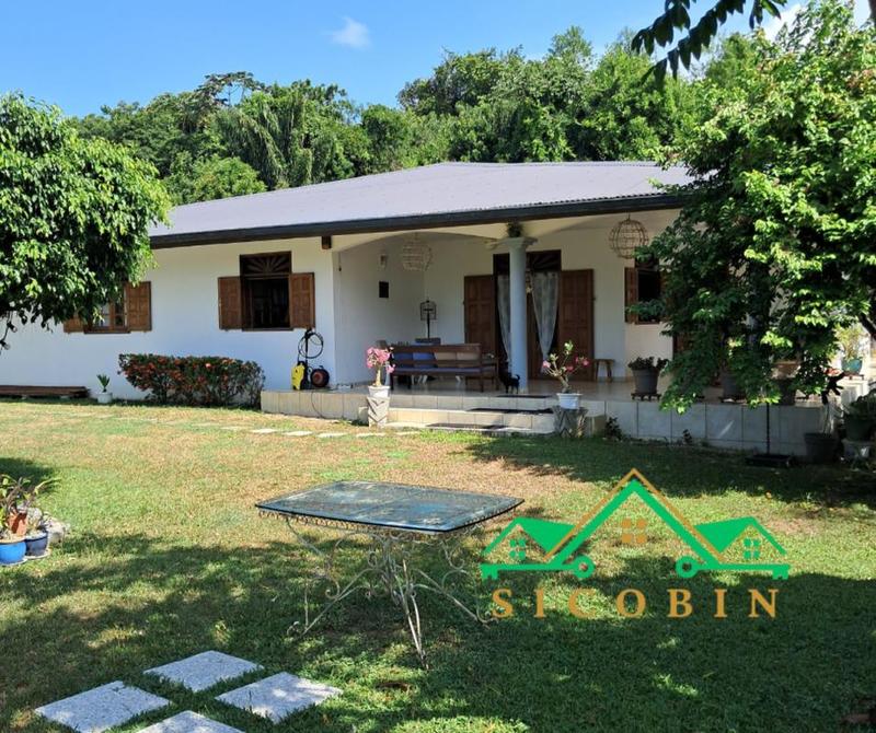 Maison - 173 m² - 7 pièces