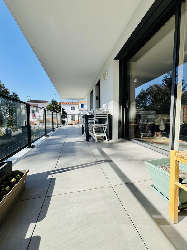 Appartement - 90 m² - 4 pièces