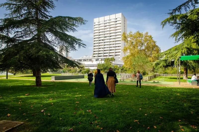 Appartement - 87 m² - 4 pièces