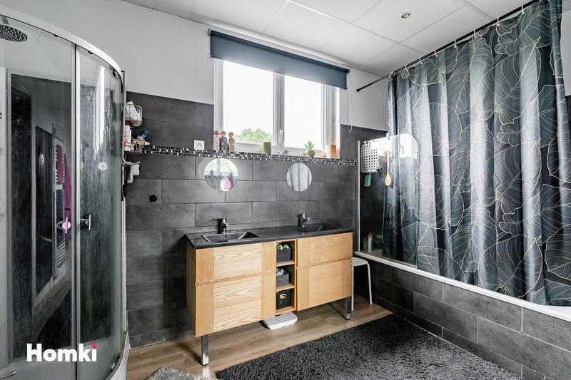 Appartement - 155 m² - 5 pièces