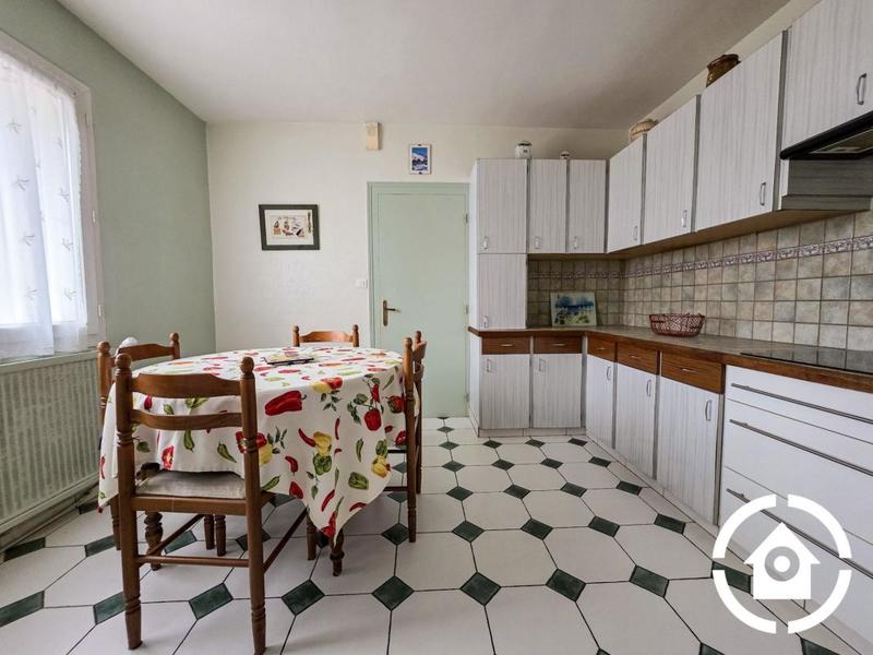 Maison - 147 m² - 7 pièces