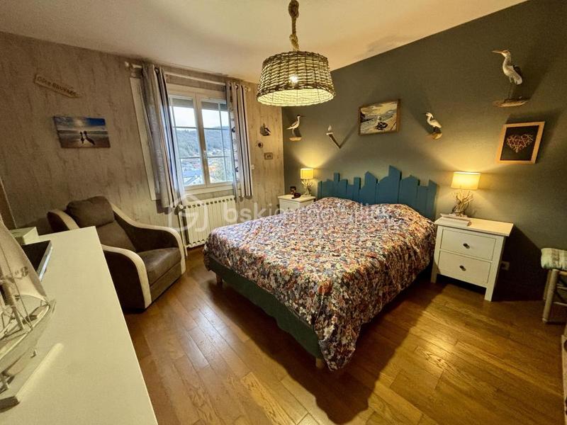 Maison - 121 m² - 5 pièces