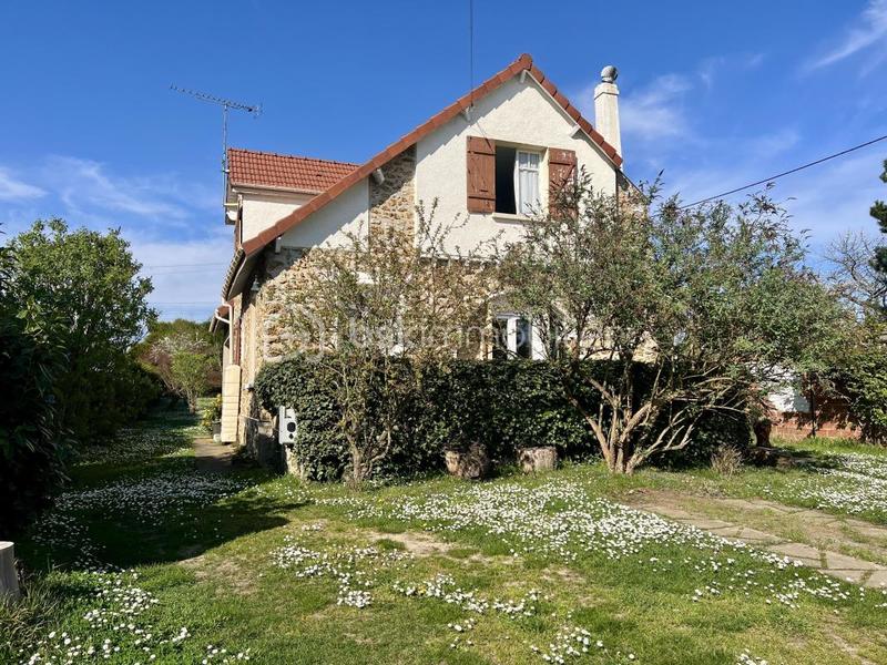 Maison ancienne - 146 m² - 6 pièces