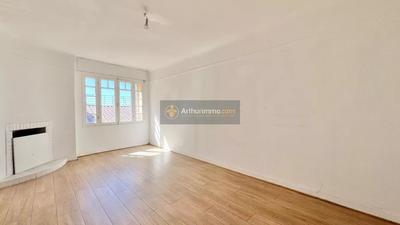 Immeuble - 7 pièces