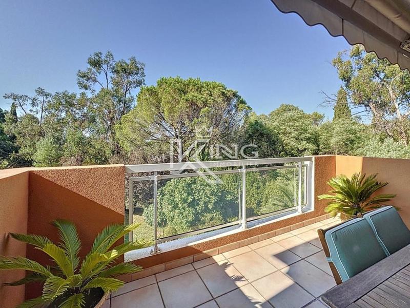 Appartement - 94 m² - 3 pièces